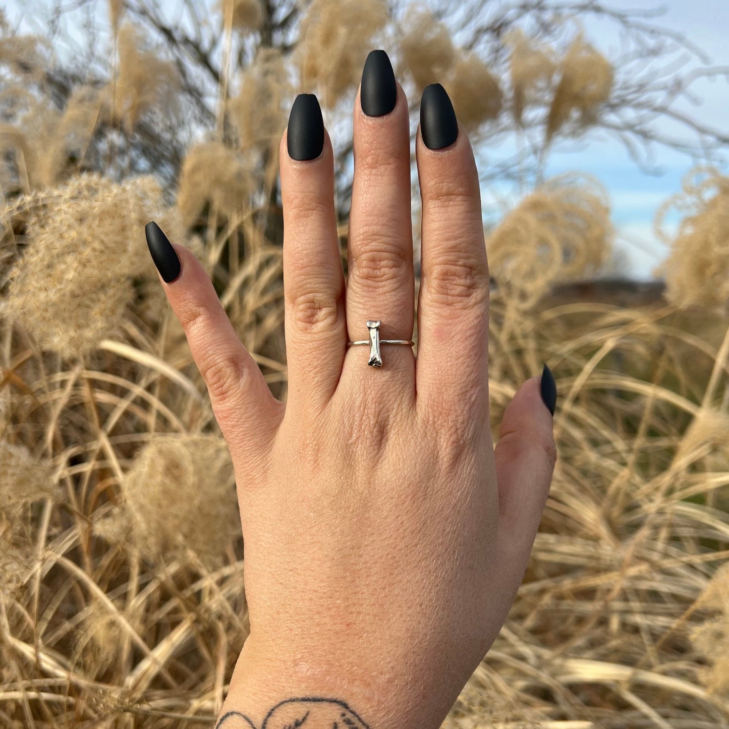 Short Fox Toe Bone Ring