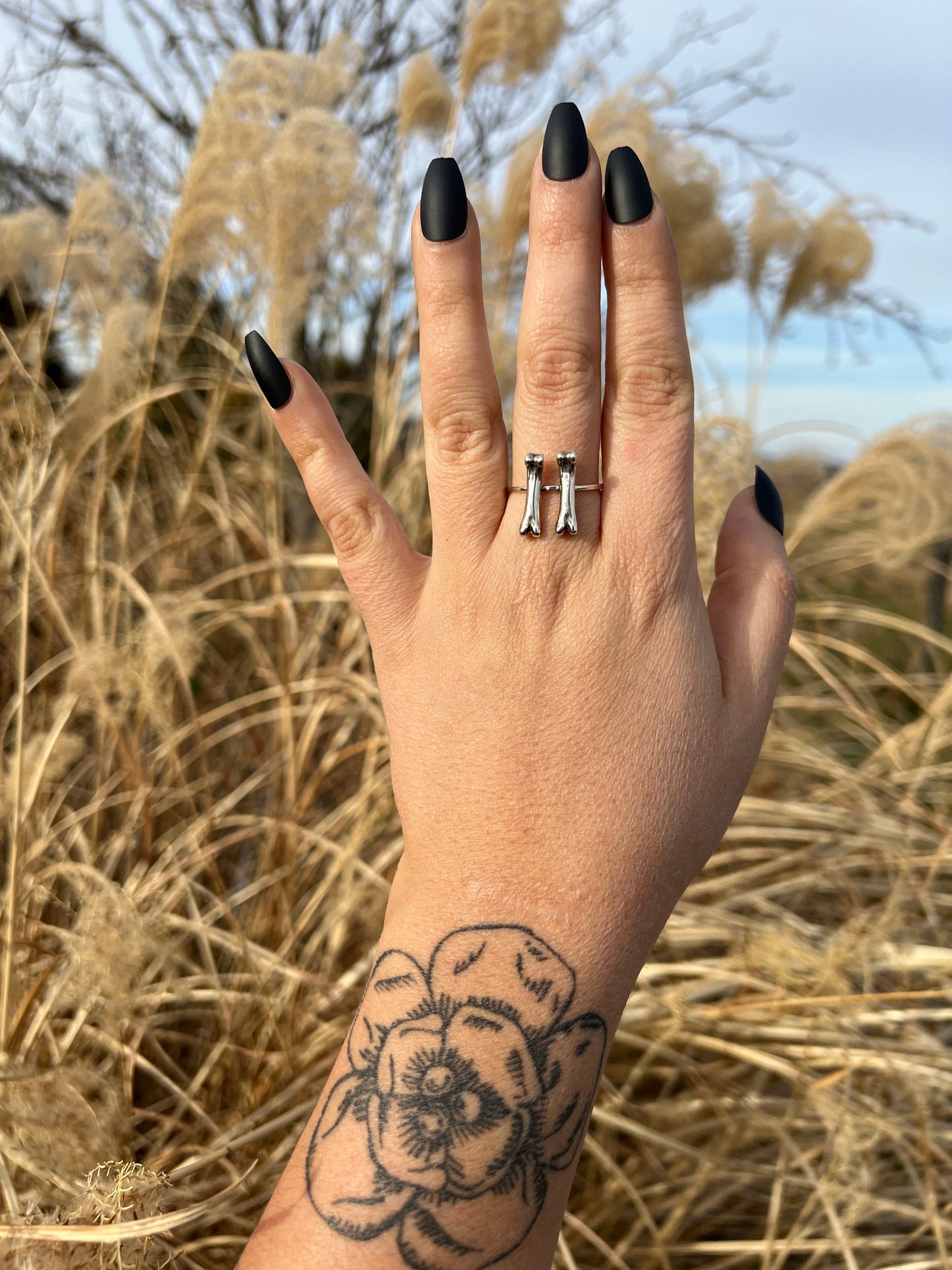 Double Fox Long Toe bone ring