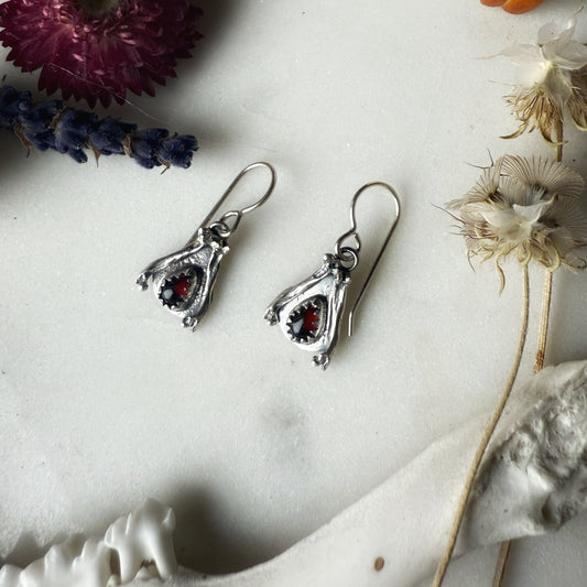 Garnet teardrop with mouse femurs earrings